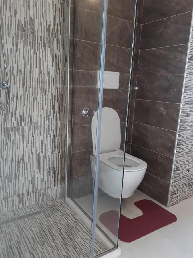 Guesthouse Bela Tirana Eksteriør billede