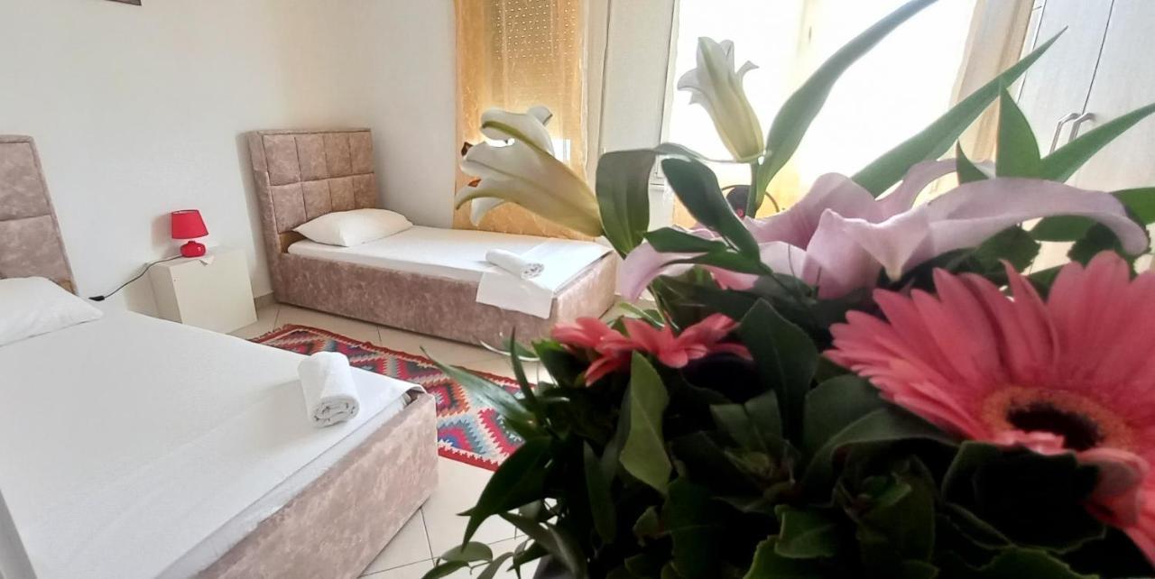 Guesthouse Bela Tirana Eksteriør billede