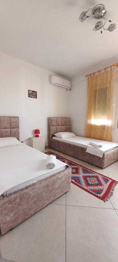Guesthouse Bela Tirana Eksteriør billede