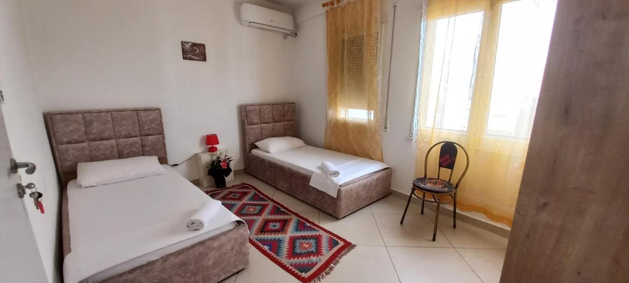 Guesthouse Bela Tirana Eksteriør billede