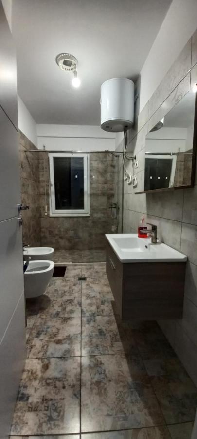 Guesthouse Bela Tirana Eksteriør billede