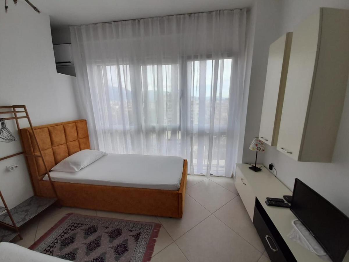 Guesthouse Bela Tirana Eksteriør billede